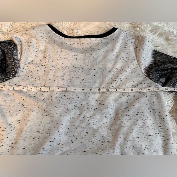 Ladies Eyeshadow Top in White with black splatter & lace Sz x-large - Picture 5 of 10